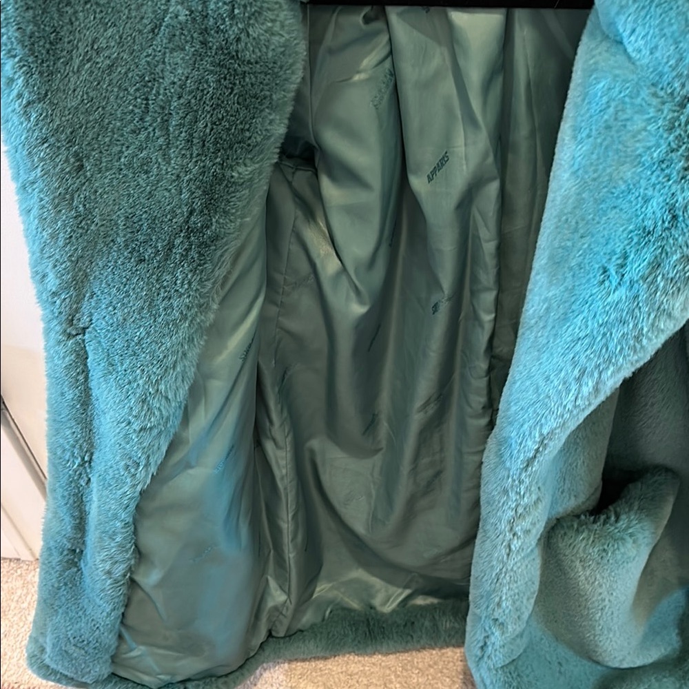 Apparis Stella Emerald Teal Green/Blue Faux Fur Coat Size Small - Picture 10 of 12